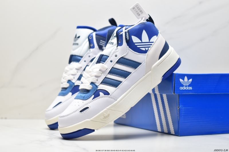 Adidas Sneakers